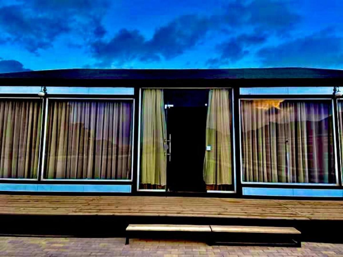 Al Sultana Luxury Camp Villa Wadi Rum Bagian luar foto